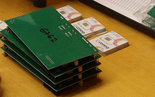 Placas-y-Conexa